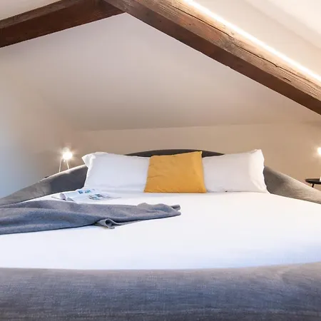 Aqualago Apartment *